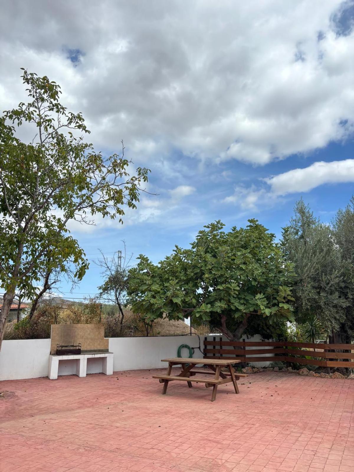 El Domingo En El Valle Fondón Εξωτερικό φωτογραφία